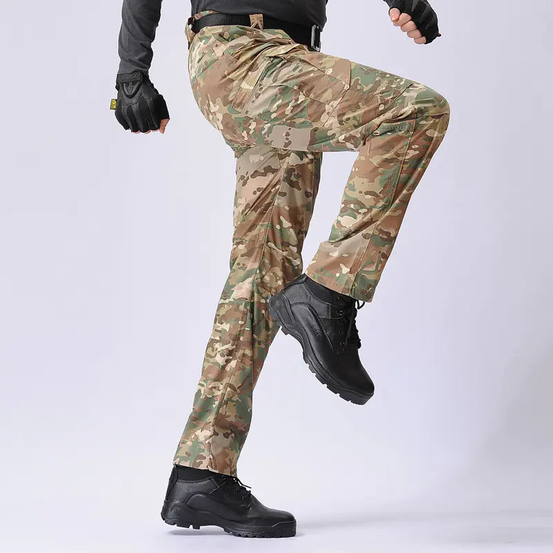 Men's Tactical Camouflage Pants for Outdoor Activities